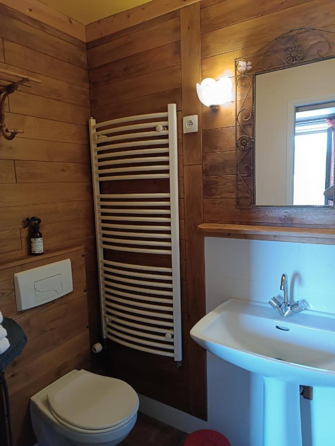 Le Castellou Bed & Breakfast Conques Exterior foto