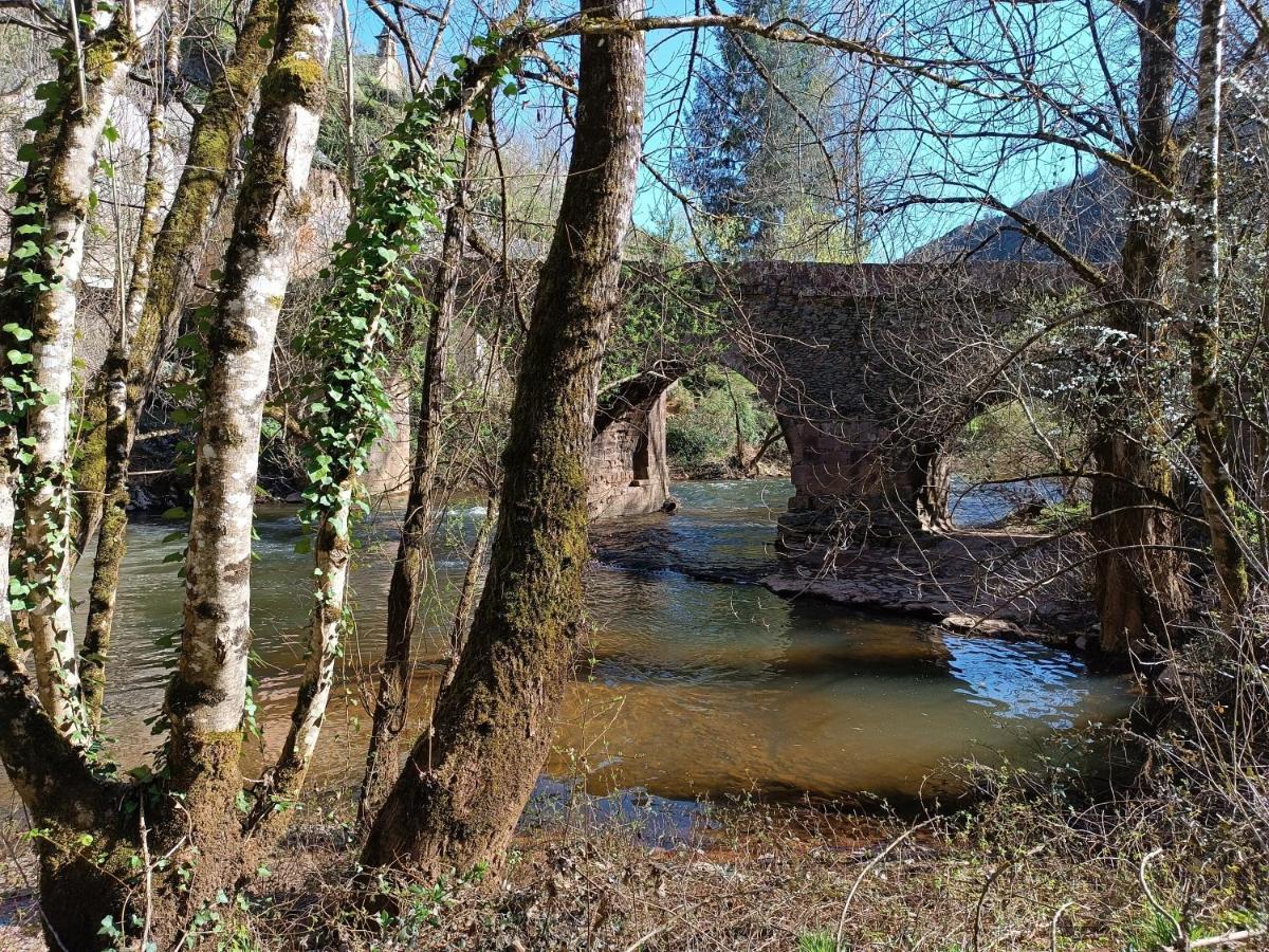 Le Castellou Bed & Breakfast Conques Exterior foto
