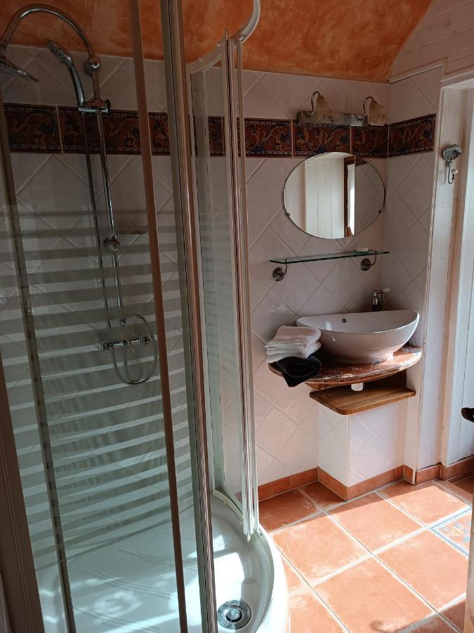 Le Castellou Bed & Breakfast Conques Exterior foto