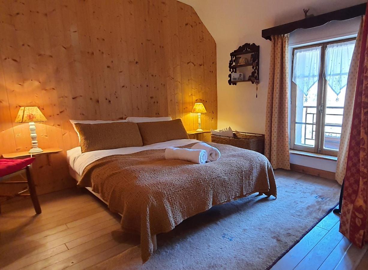 Le Castellou Bed & Breakfast Conques Exterior foto