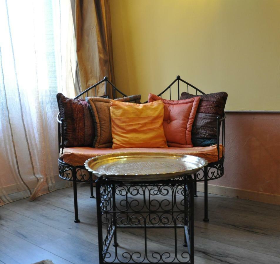Le Castellou Bed & Breakfast Conques Exterior foto