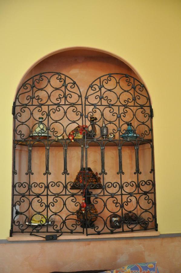 Le Castellou Bed & Breakfast Conques Exterior foto